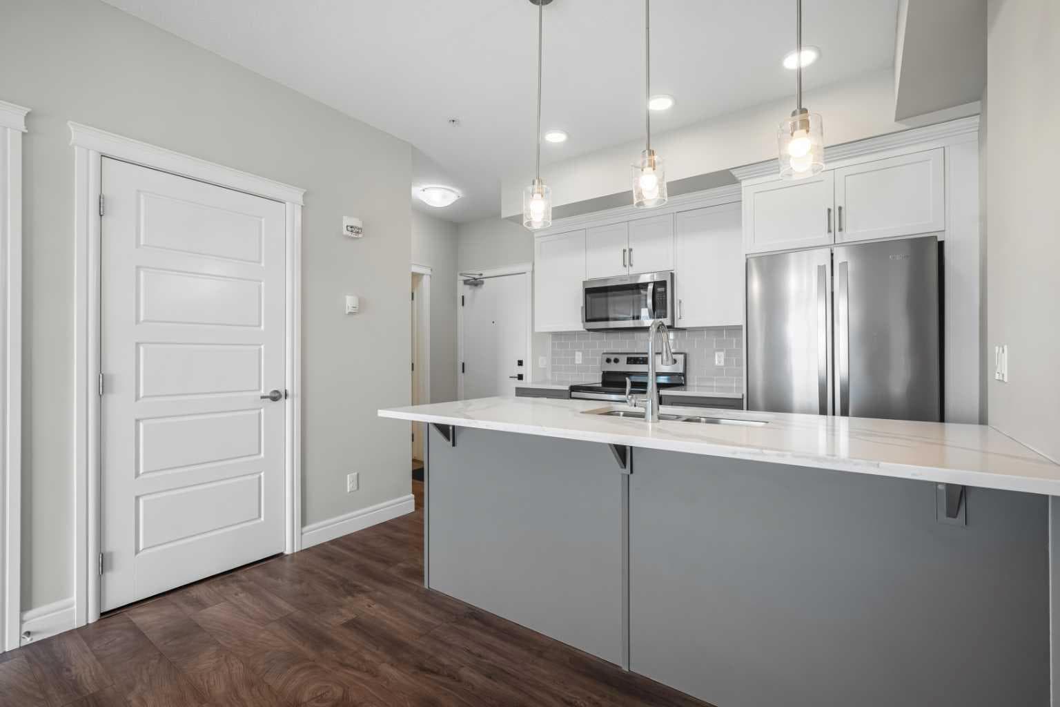 416, 19621 40 Street SE