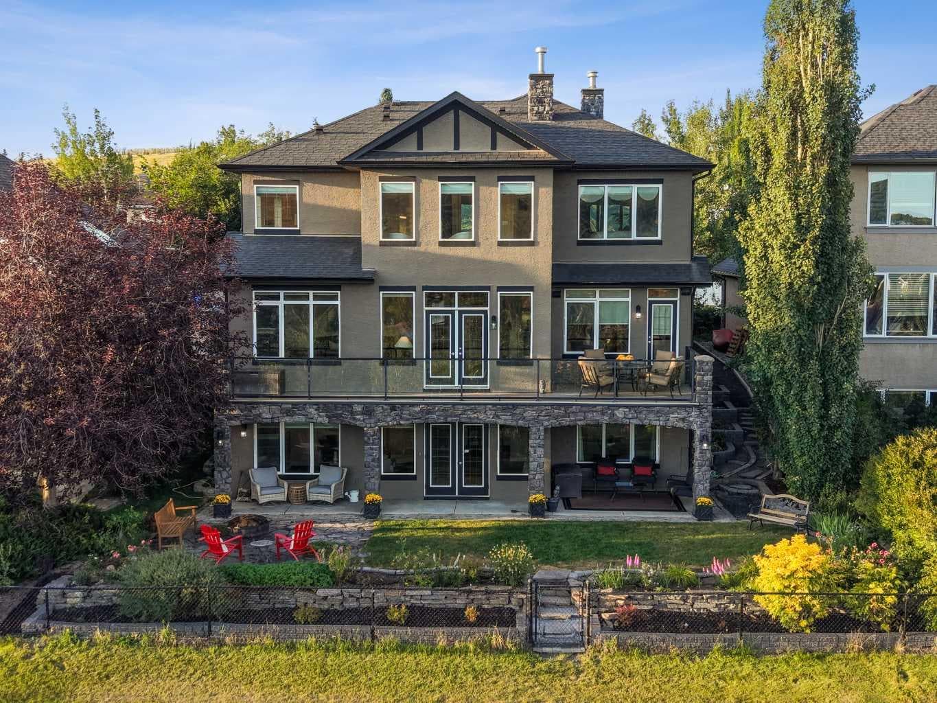 51 Discovery Ridge Mount SW