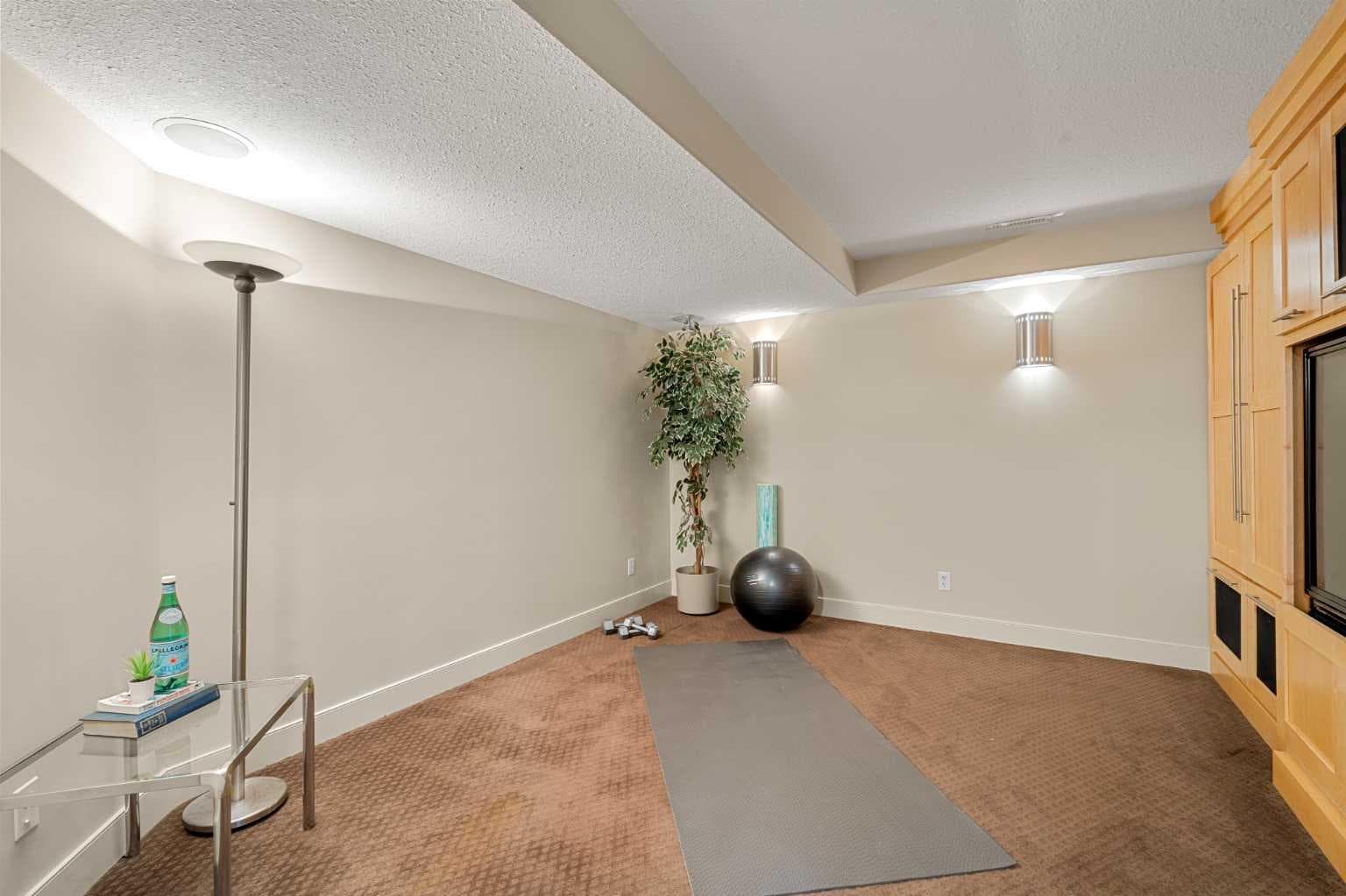 51 Discovery Ridge Mount SW