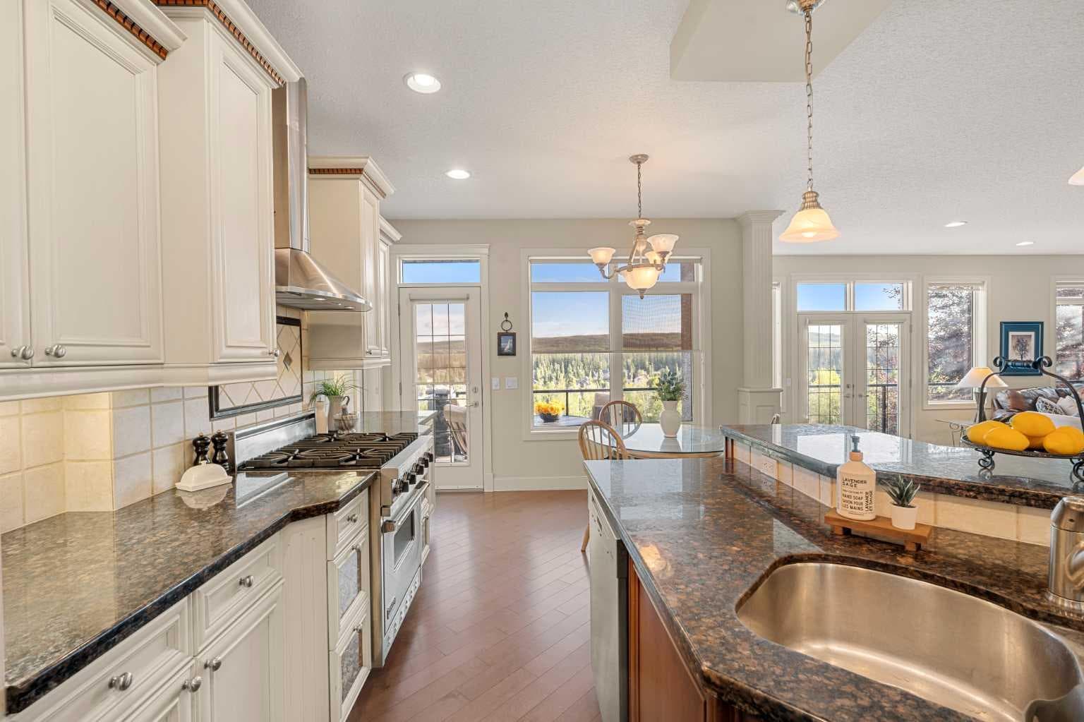 51 Discovery Ridge Mount SW