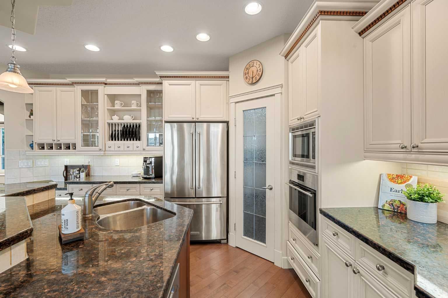 51 Discovery Ridge Mount SW