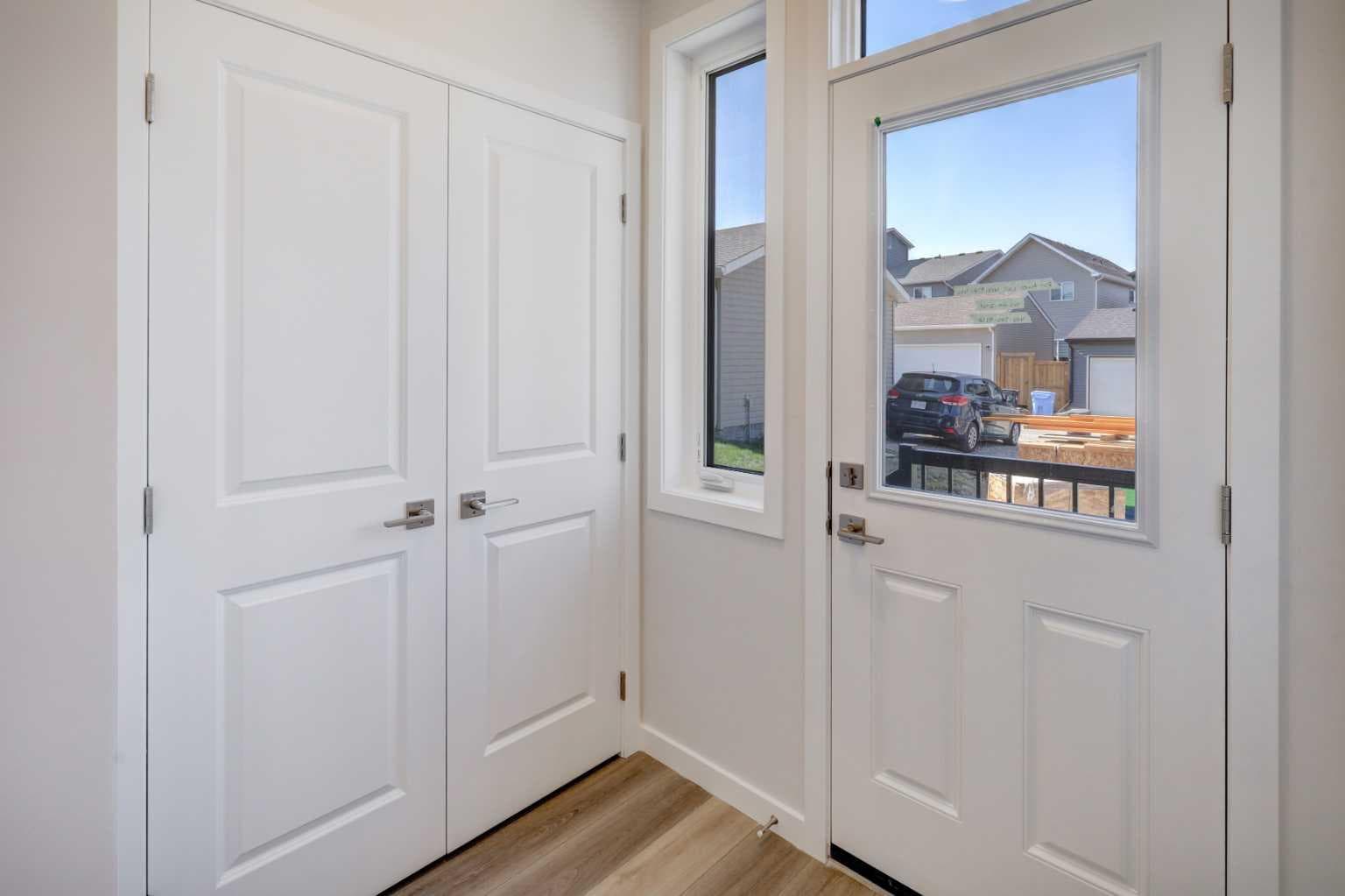 99 Herron Walk NE