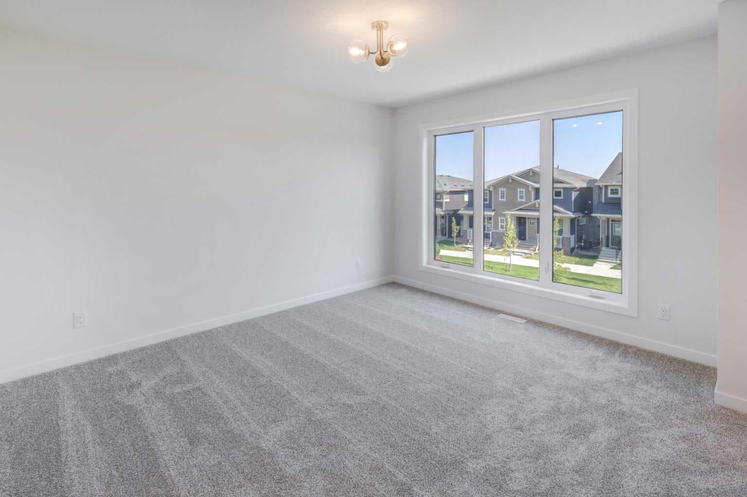 99 Herron Walk NE