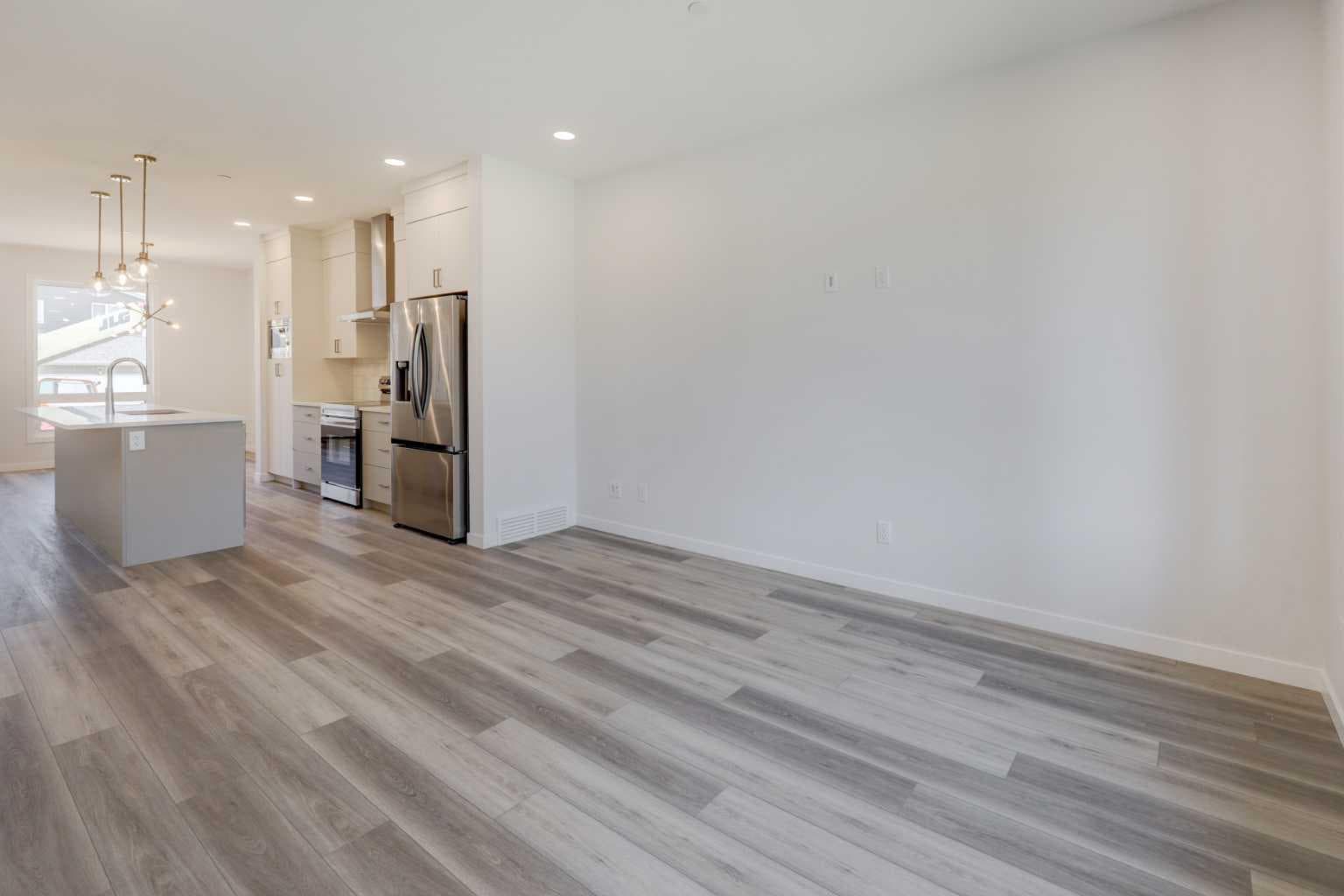 99 Herron Walk NE