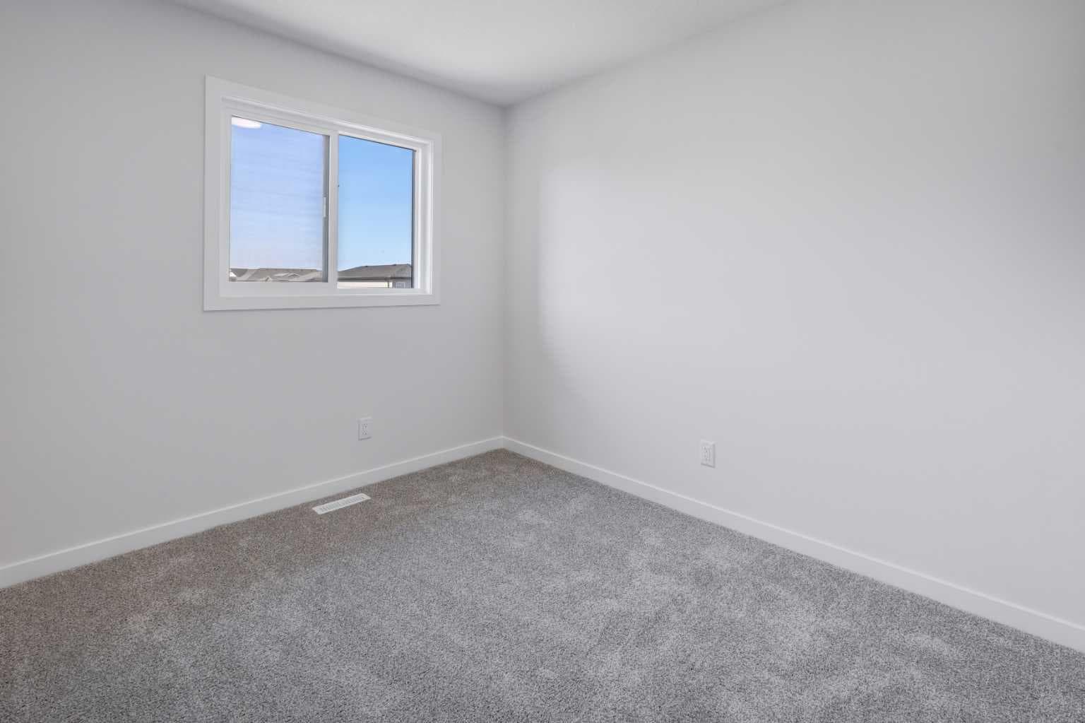 99 Herron Walk NE