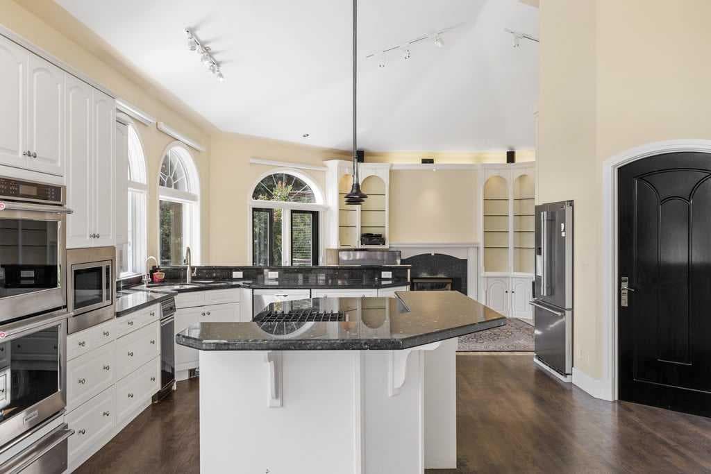 142 Emerald Bay Drive 