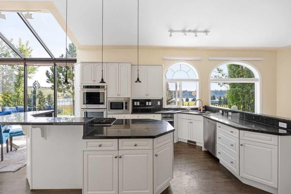 142 Emerald Bay Drive 