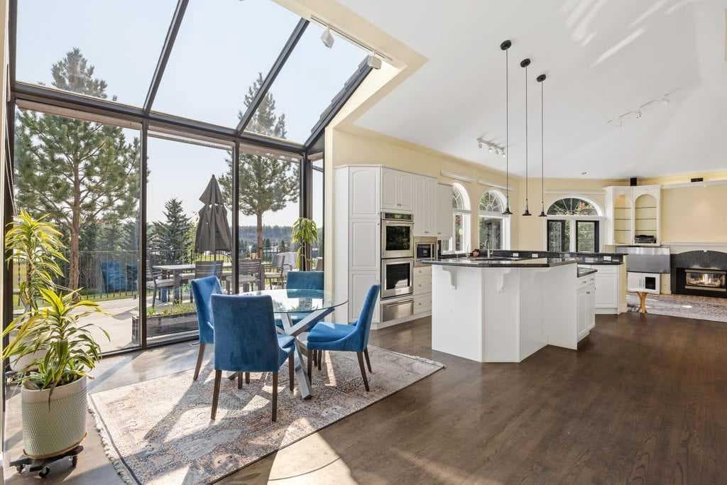 142 Emerald Bay Drive 