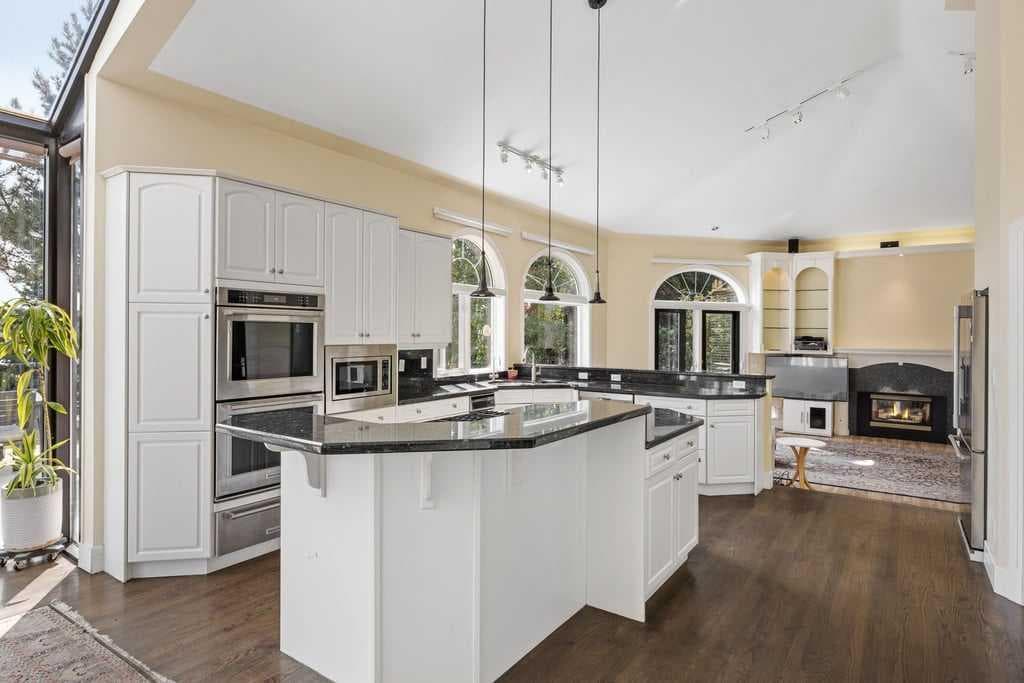 142 Emerald Bay Drive 