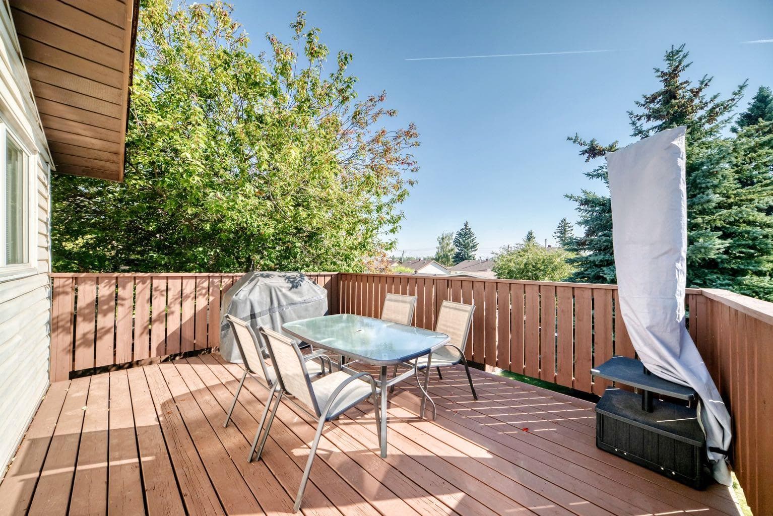 196 Edgedale Way NW