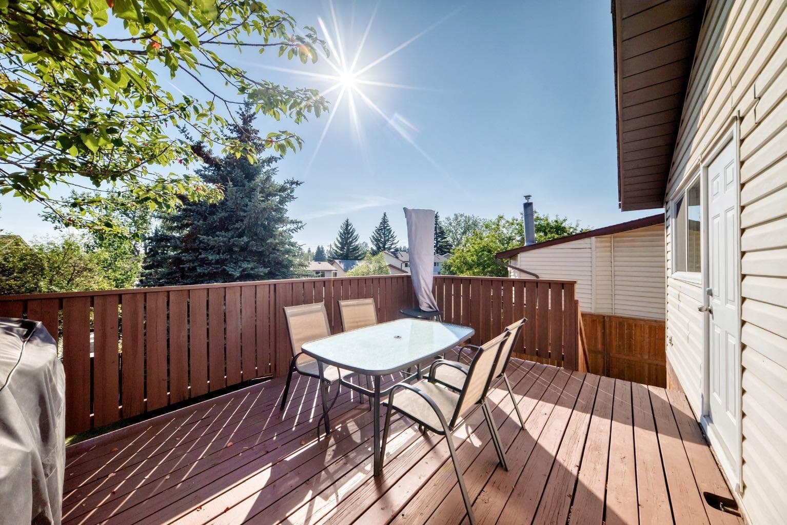 196 Edgedale Way NW