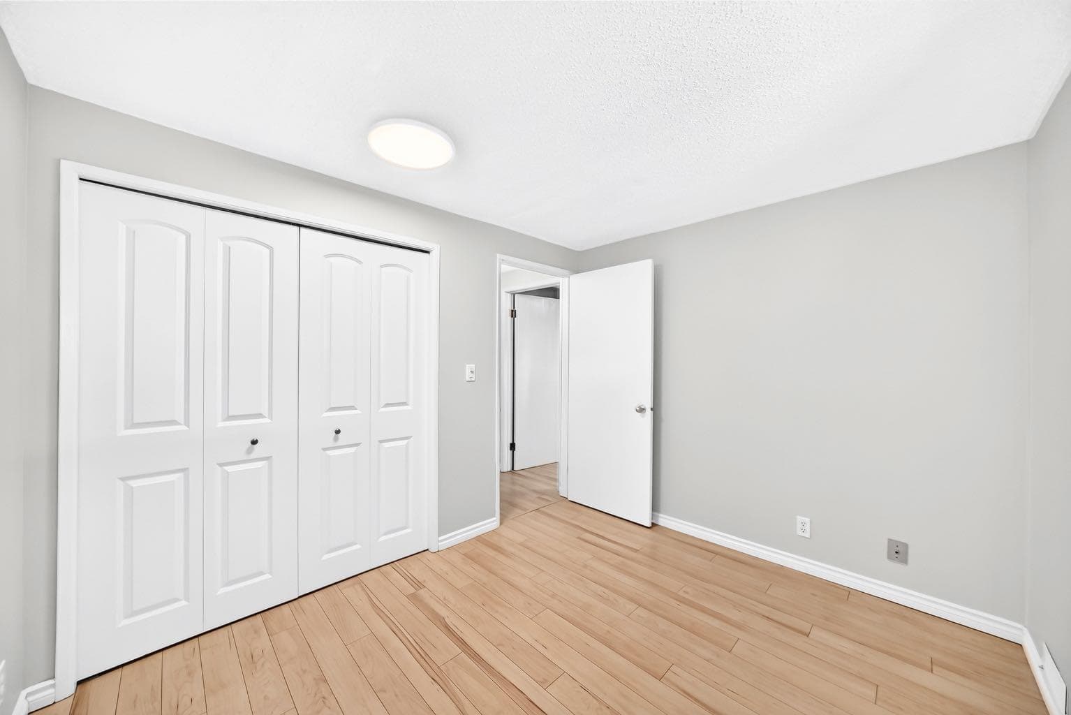 196 Edgedale Way NW