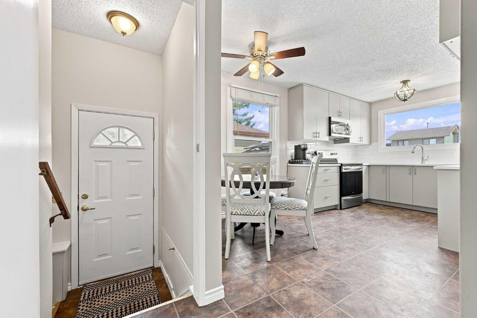 167 Bernard Way NW