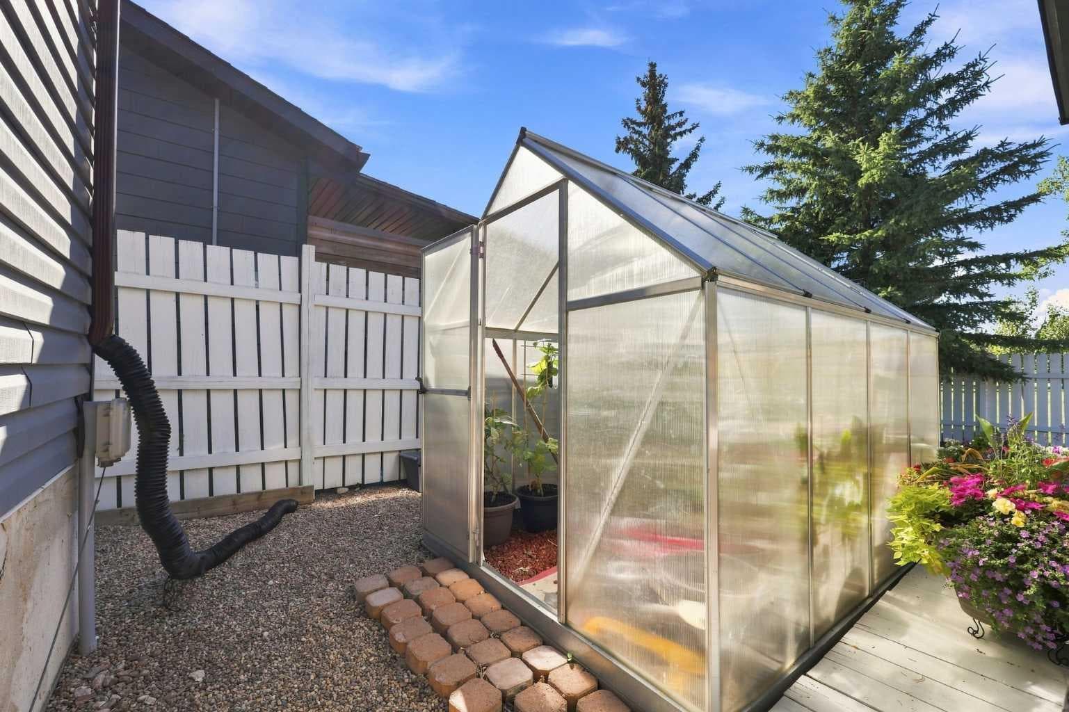 167 Bernard Way NW