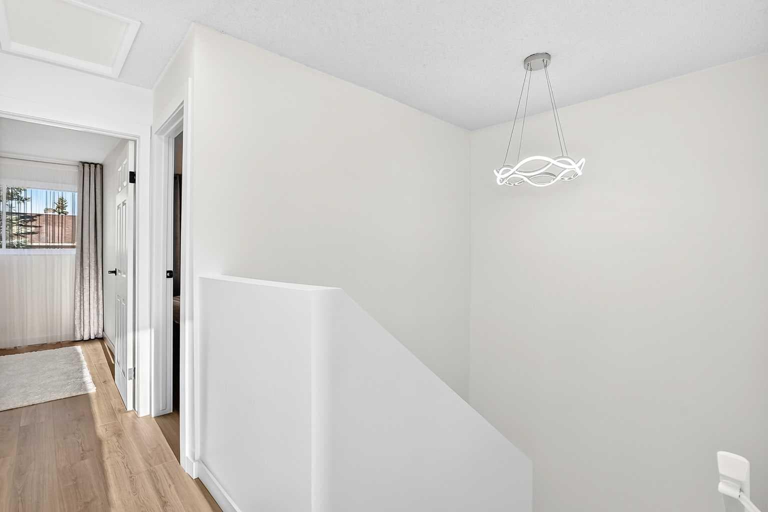135 Woodsman Lane SW
