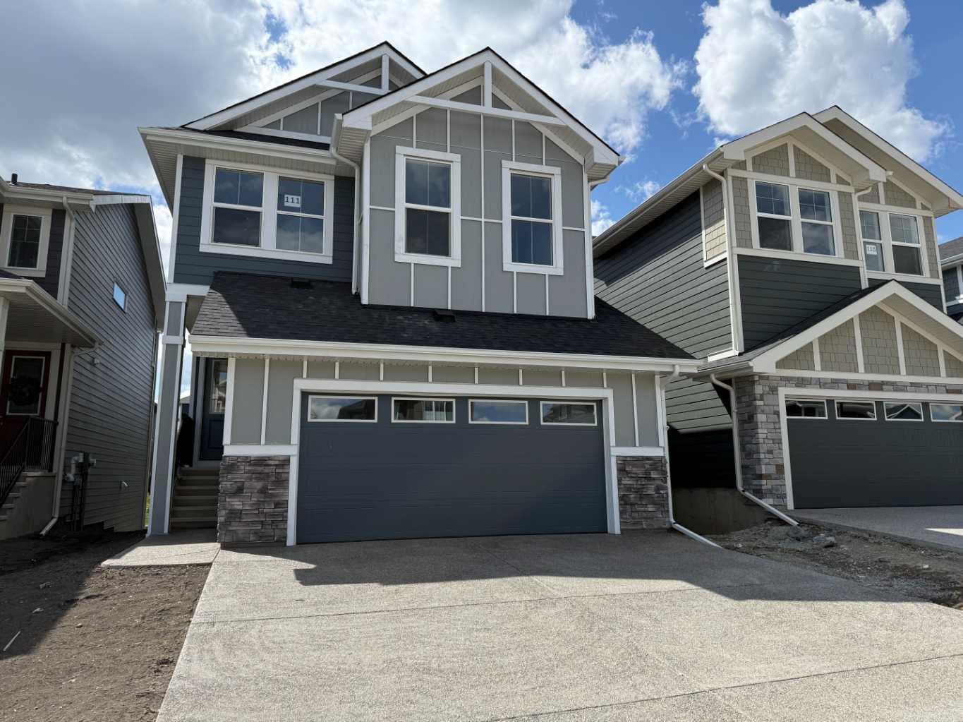 111 sundown Crescent 