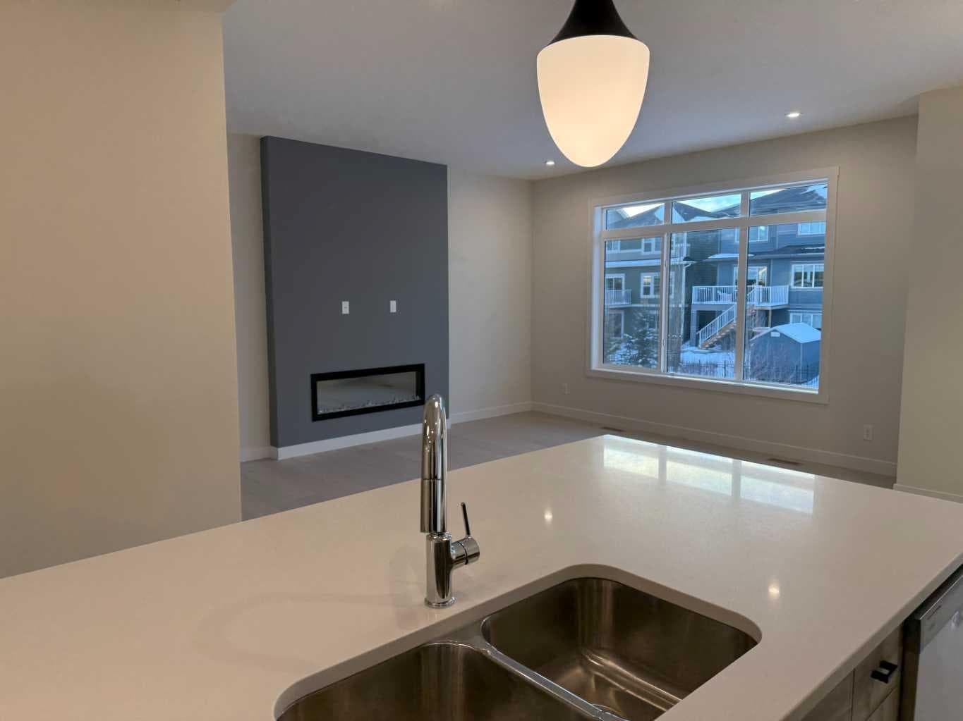 111 sundown Crescent 