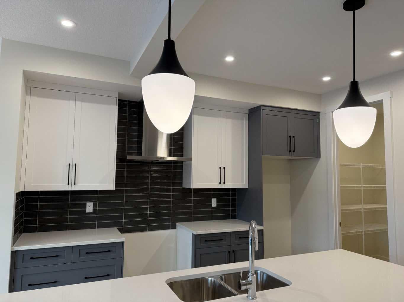 111 sundown Crescent 