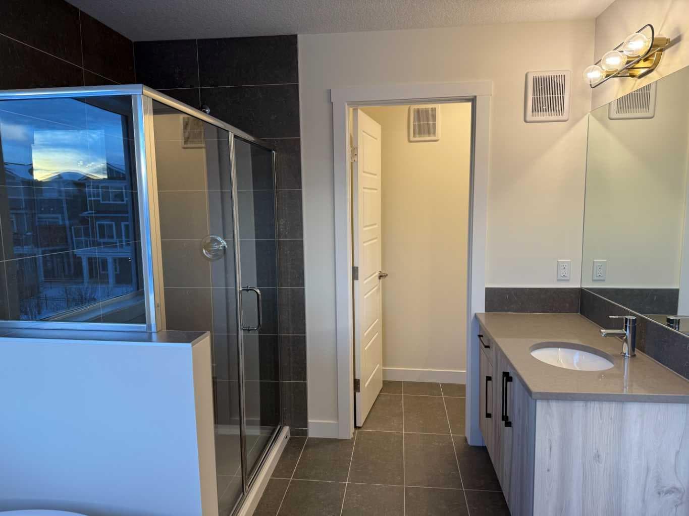 111 sundown Crescent 