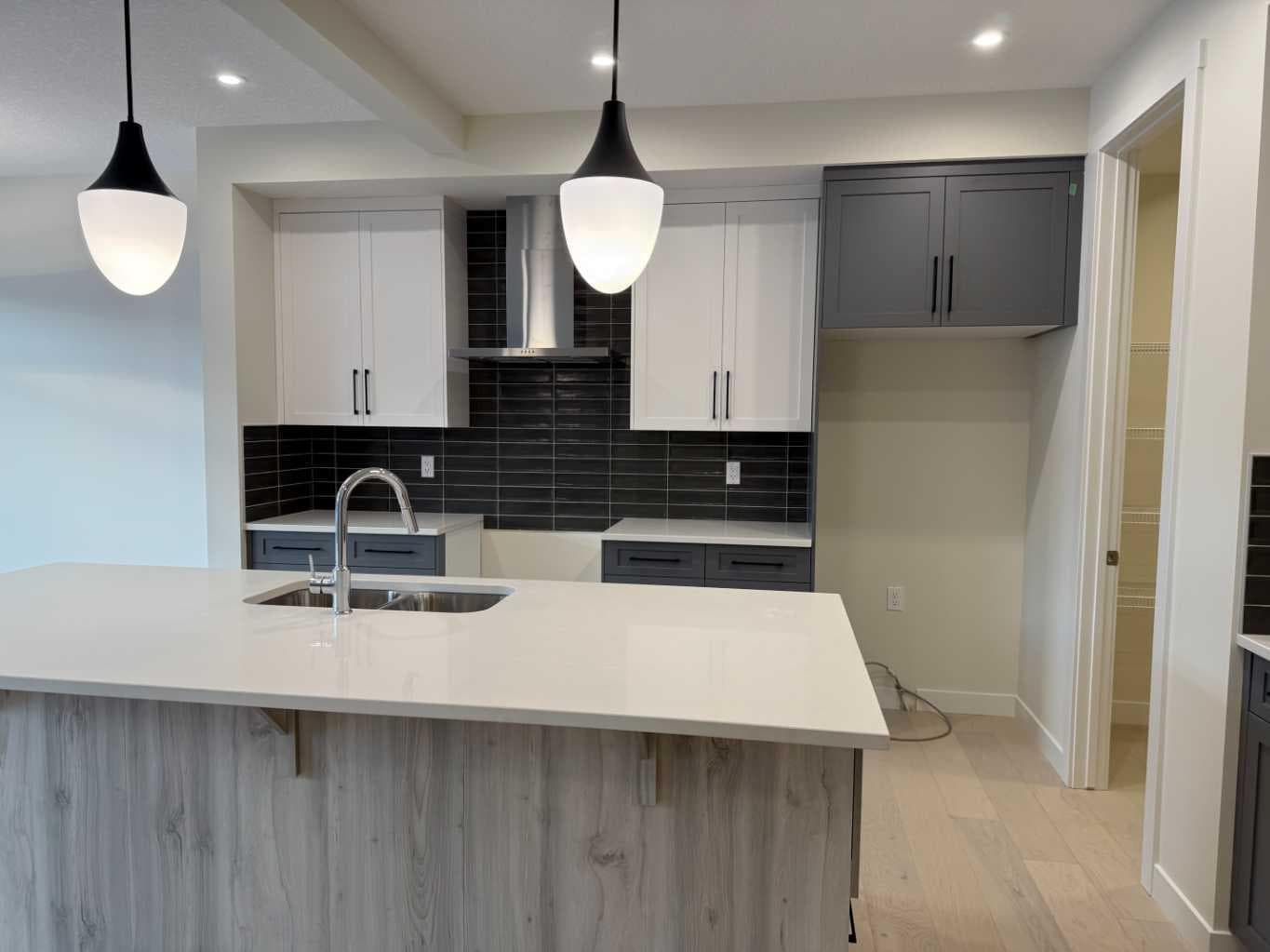 111 sundown Crescent 