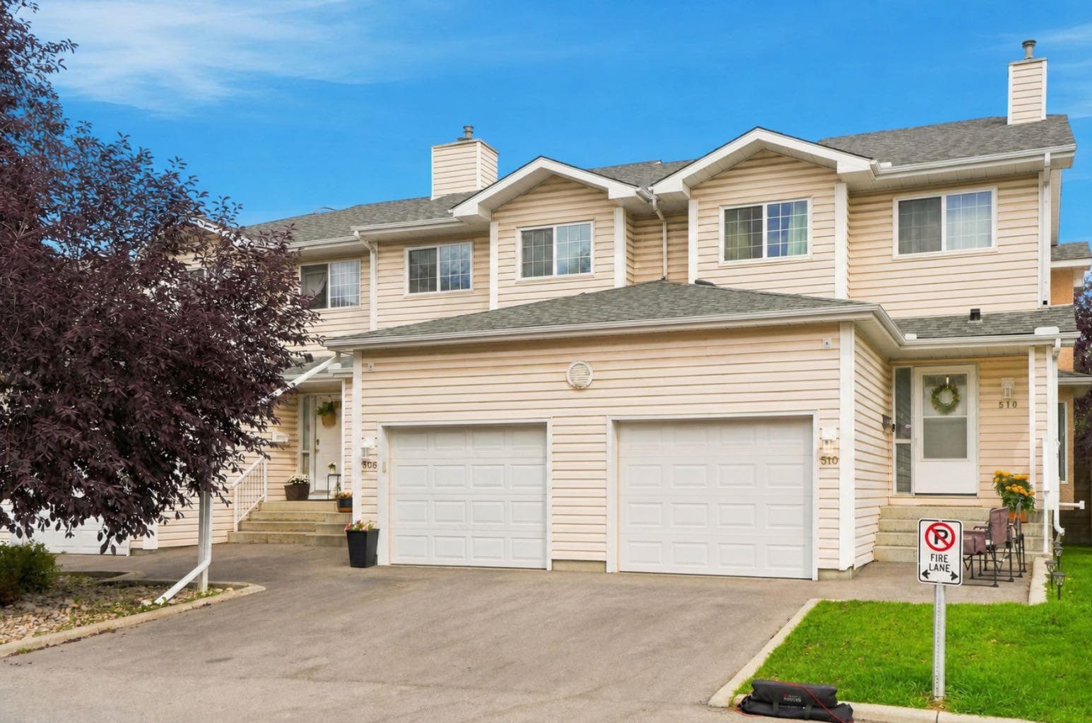 506 Hawkstone Manor NW