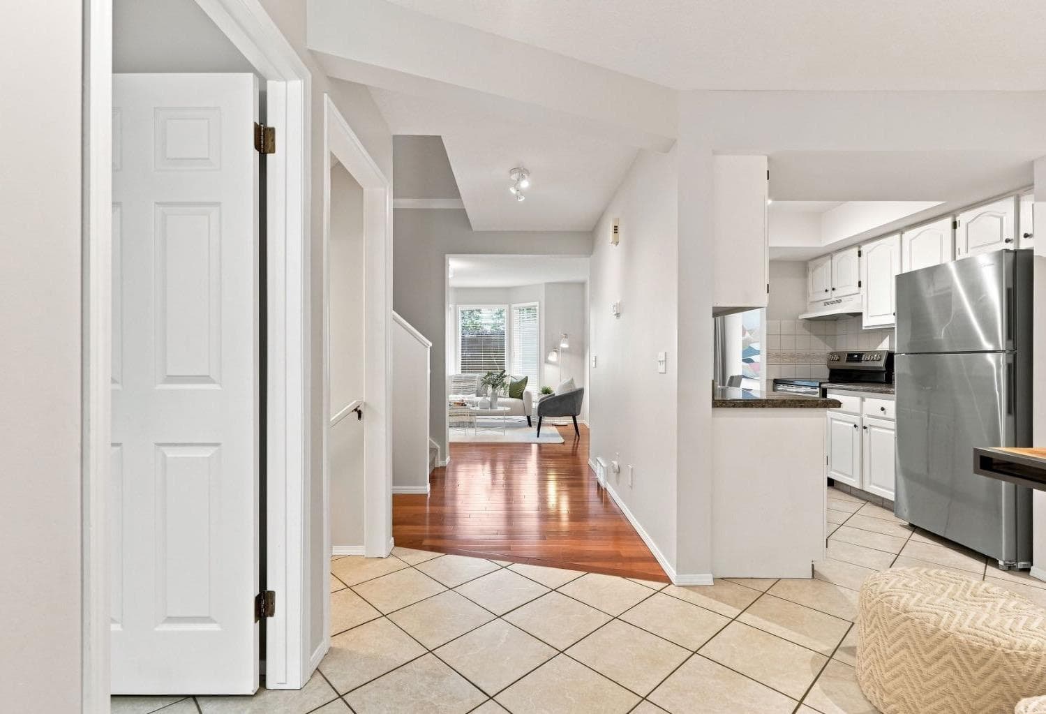 506 Hawkstone Manor NW