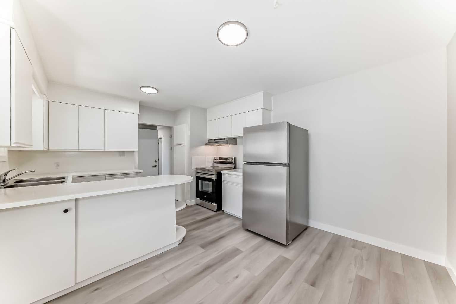 1508 45 Street SE