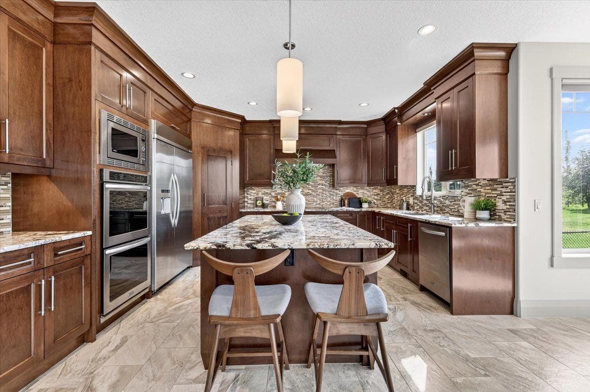 115 Coulee Way SW