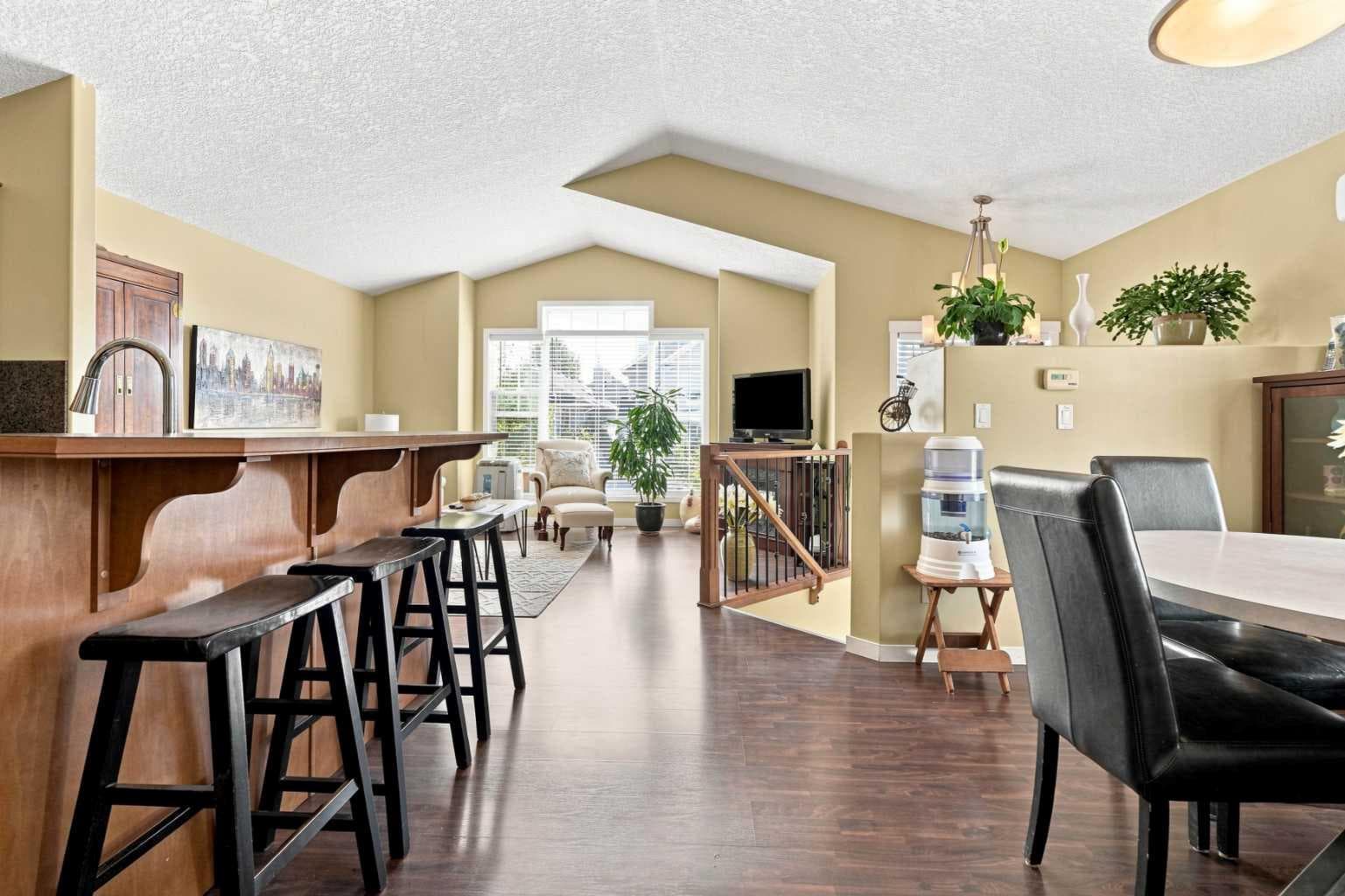 5 Cranberry Way SE