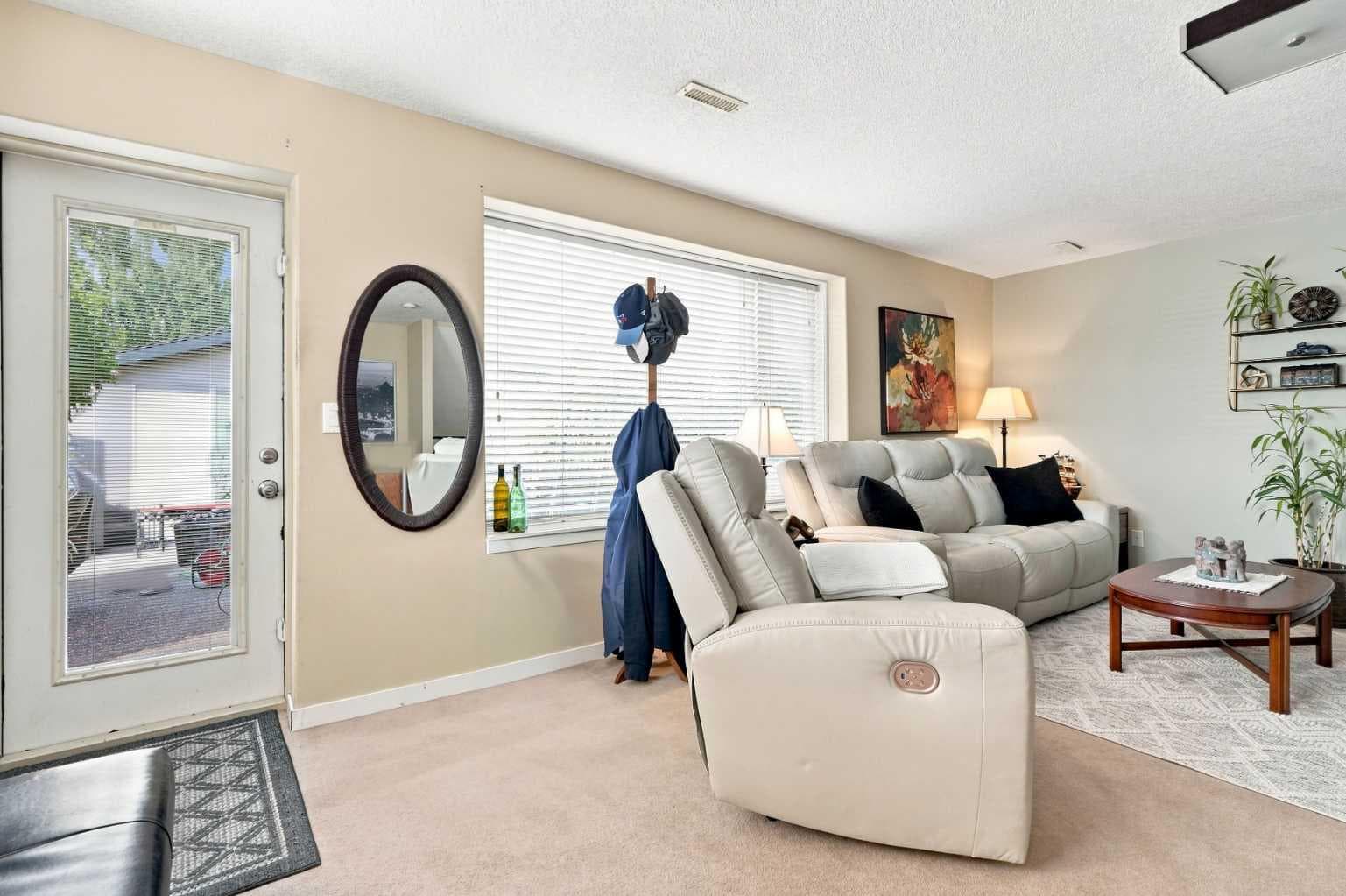 5 Cranberry Way SE