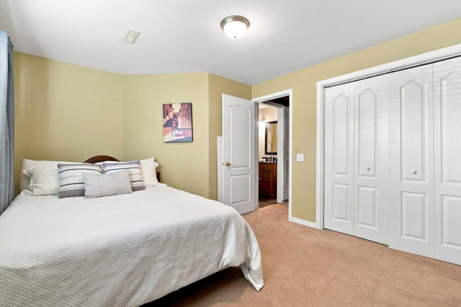 5 Cranberry Way SE
