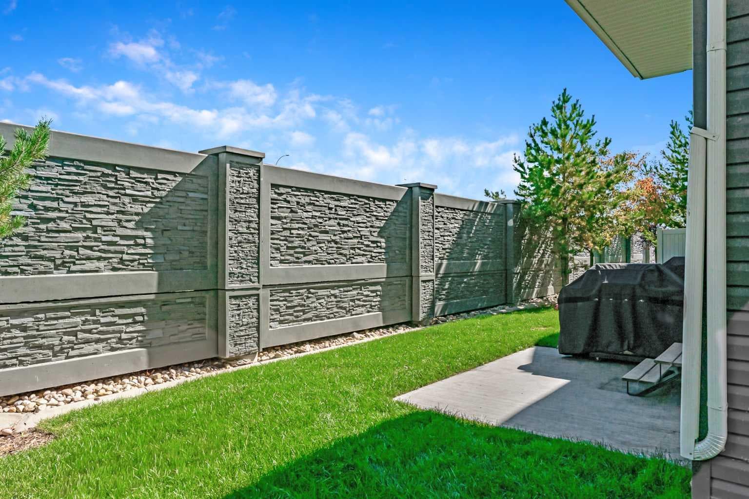 652 Skyview Ranch Grove NE