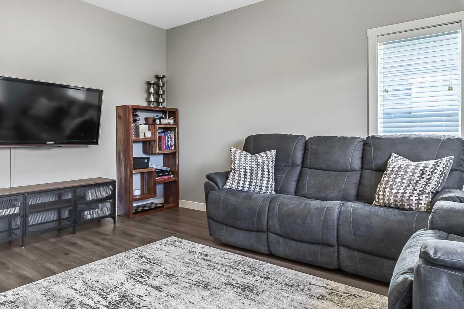 652 Skyview Ranch Grove NE