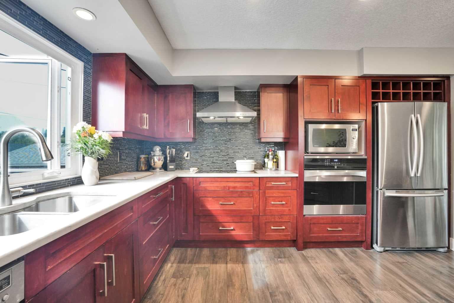 35 Queen Isabella Close SE