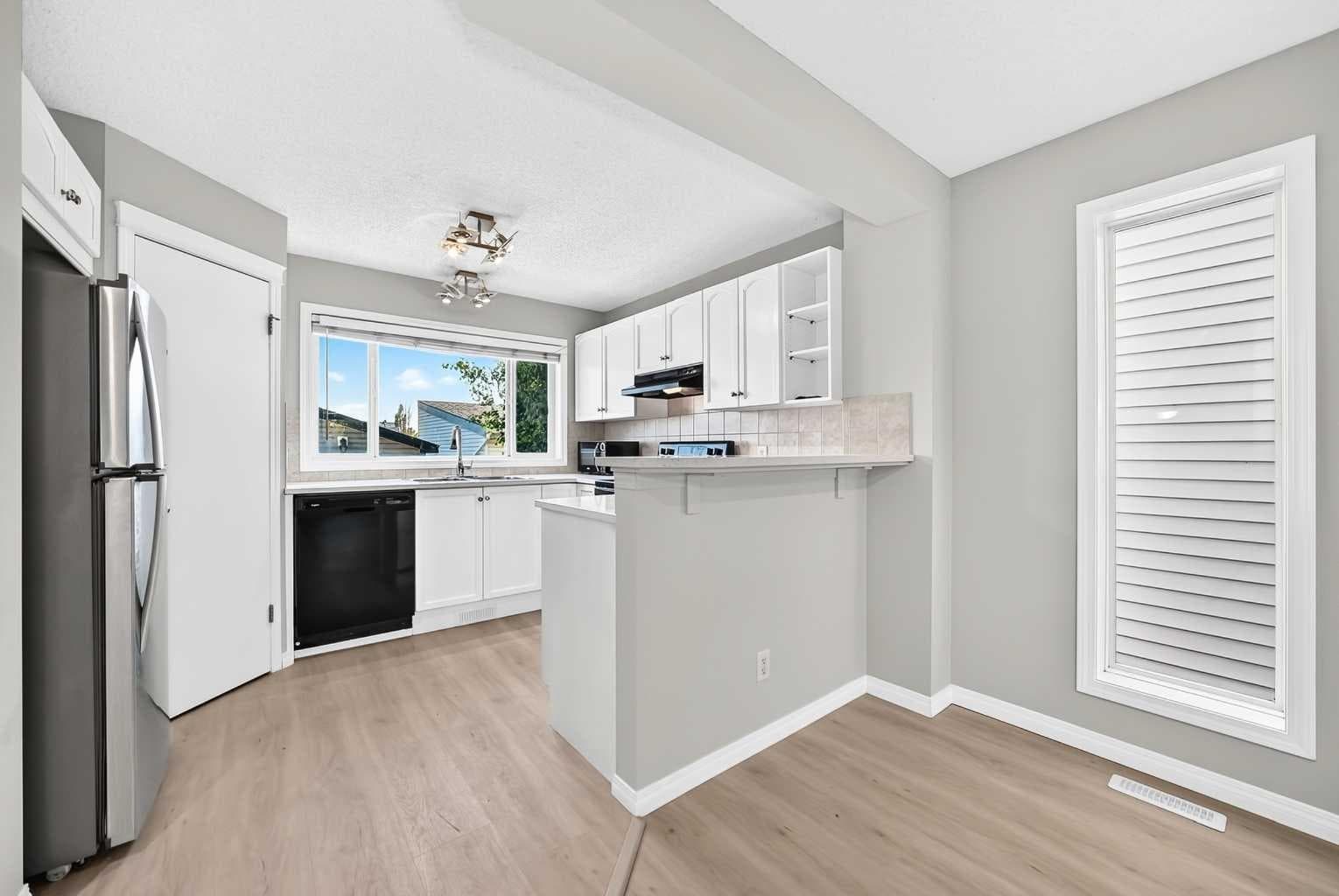 15 Prestwick Place SE