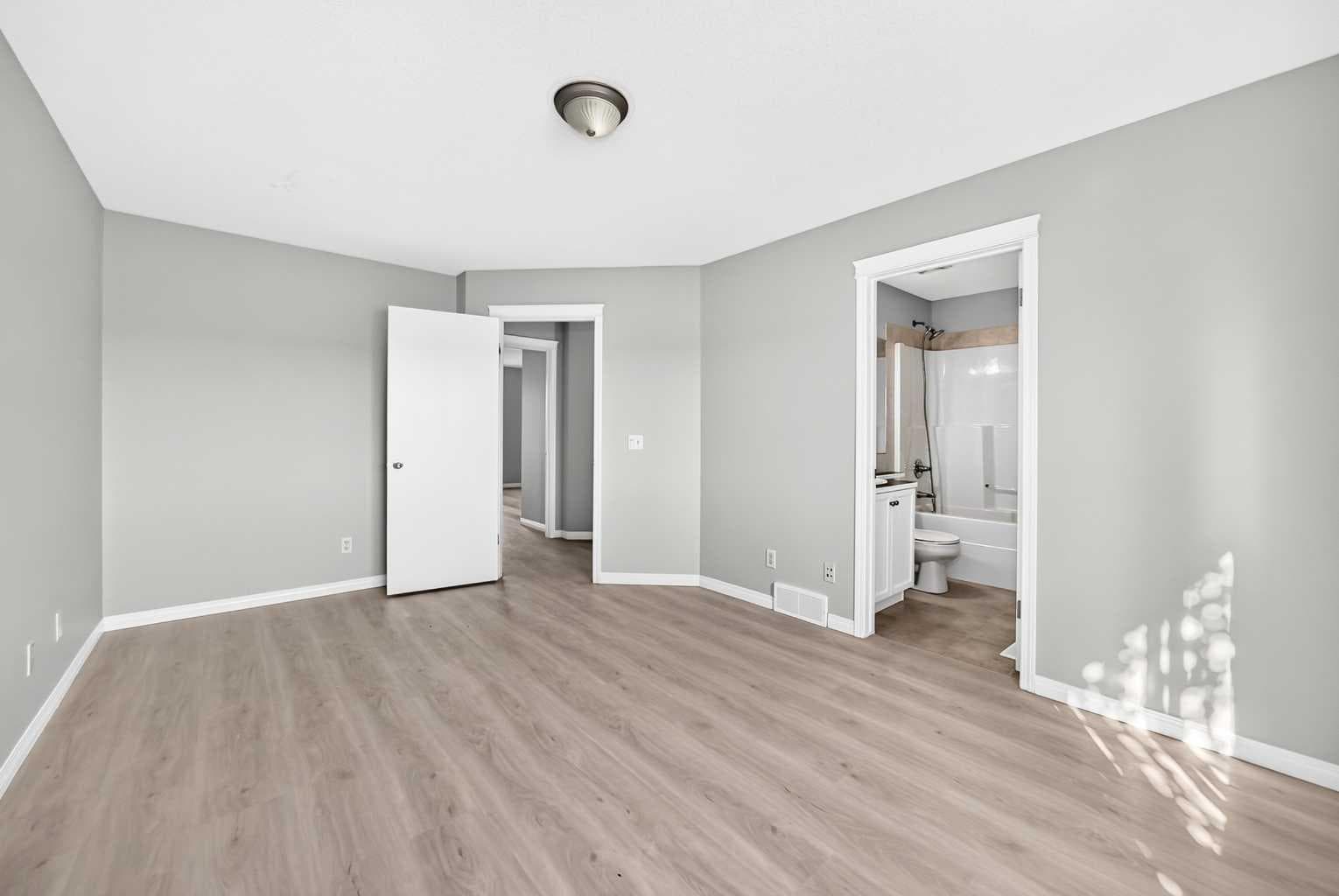 15 Prestwick Place SE