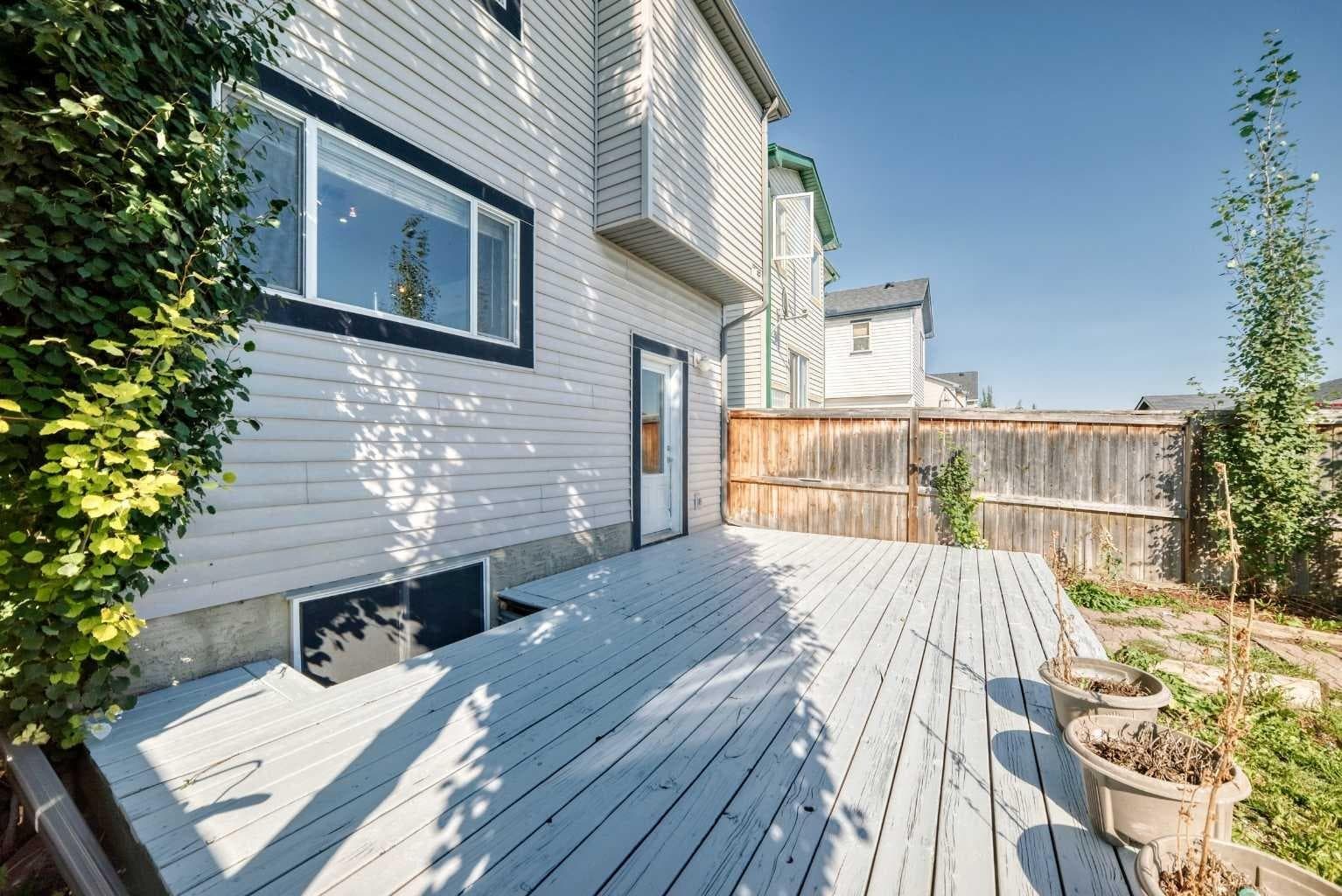 15 Prestwick Place SE
