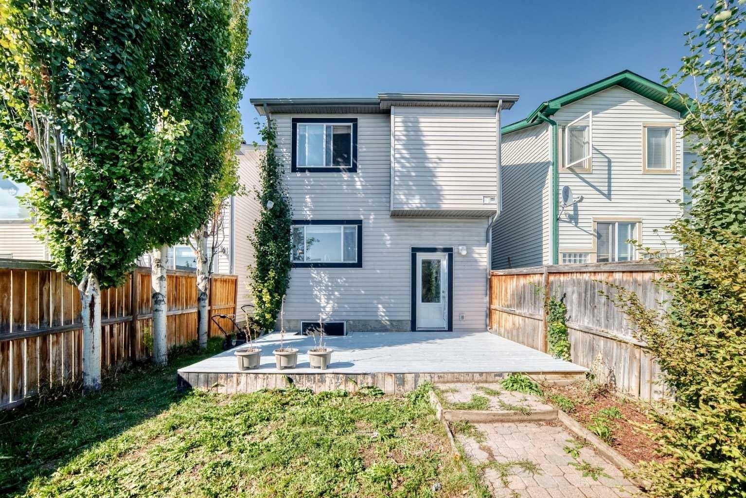 15 Prestwick Place SE