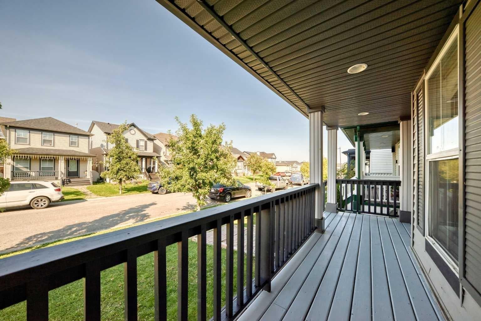 15 Prestwick Place SE