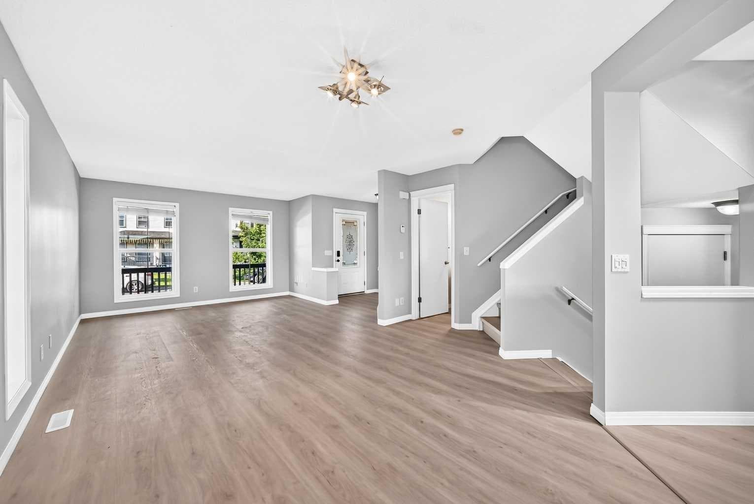 15 Prestwick Place SE