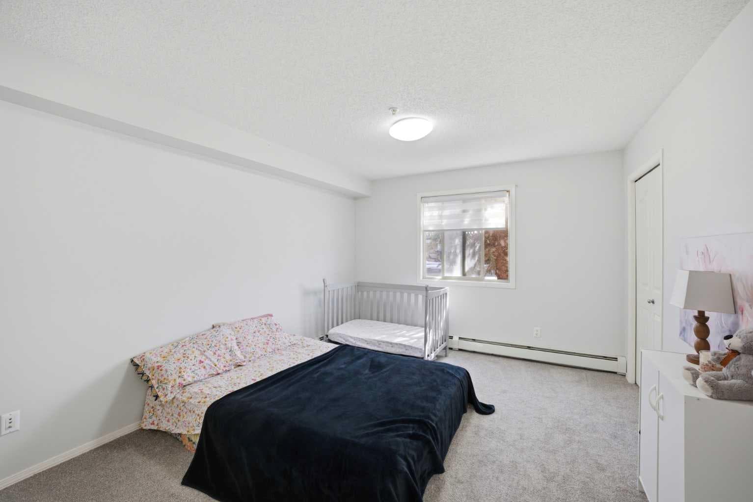 4102, 60 Panatella Street NW
