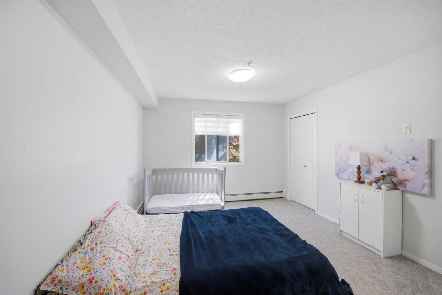 4102, 60 Panatella Street NW