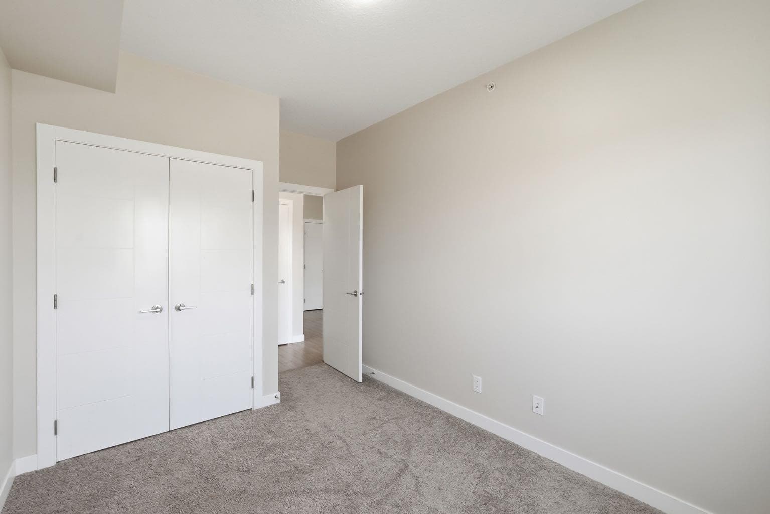 306, 4 Sage Hill Terrace NW