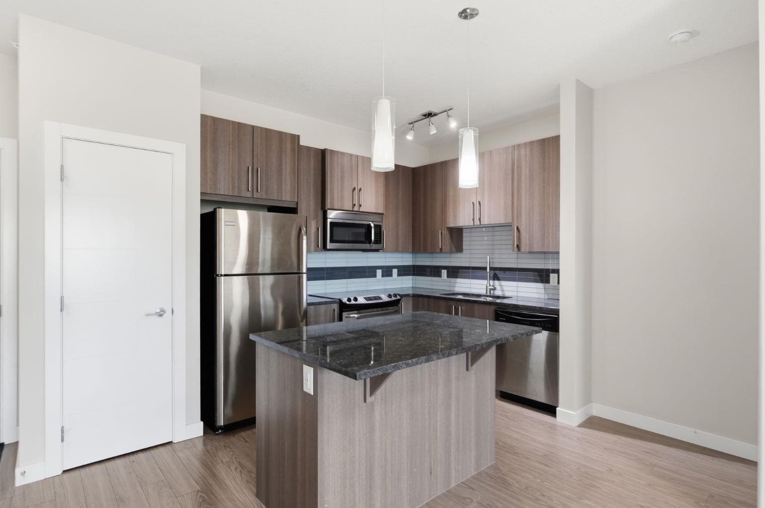 306, 4 Sage Hill Terrace NW
