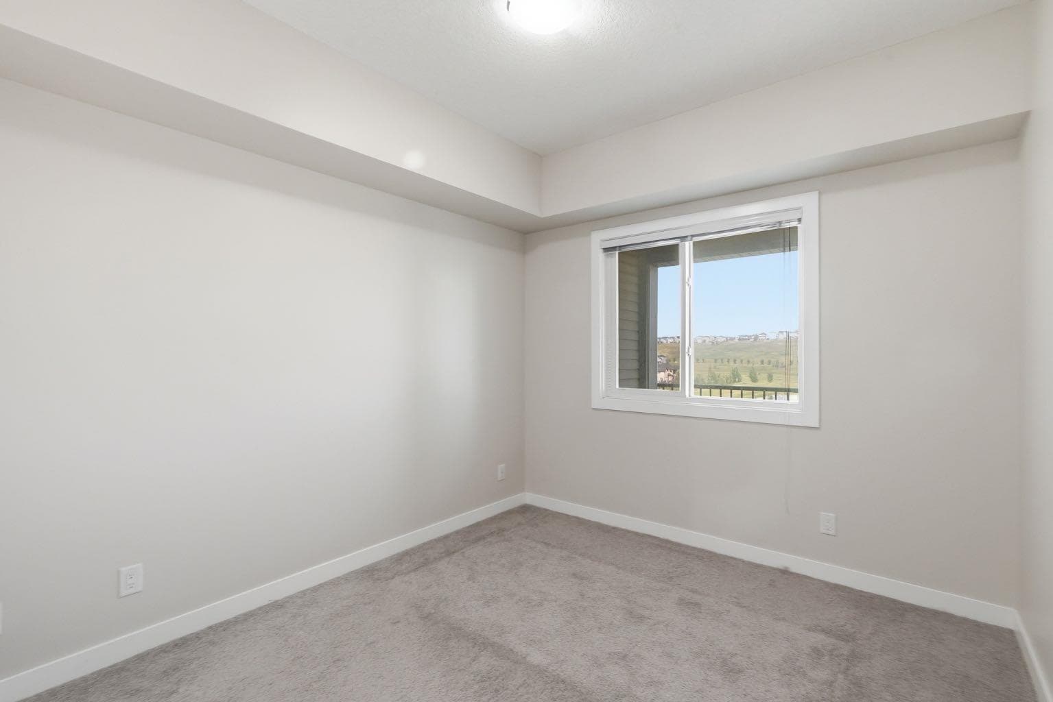 306, 4 Sage Hill Terrace NW
