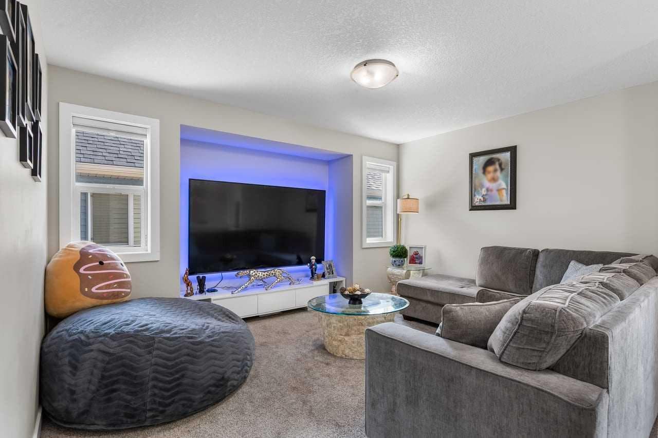116 Kingsbury Close SE