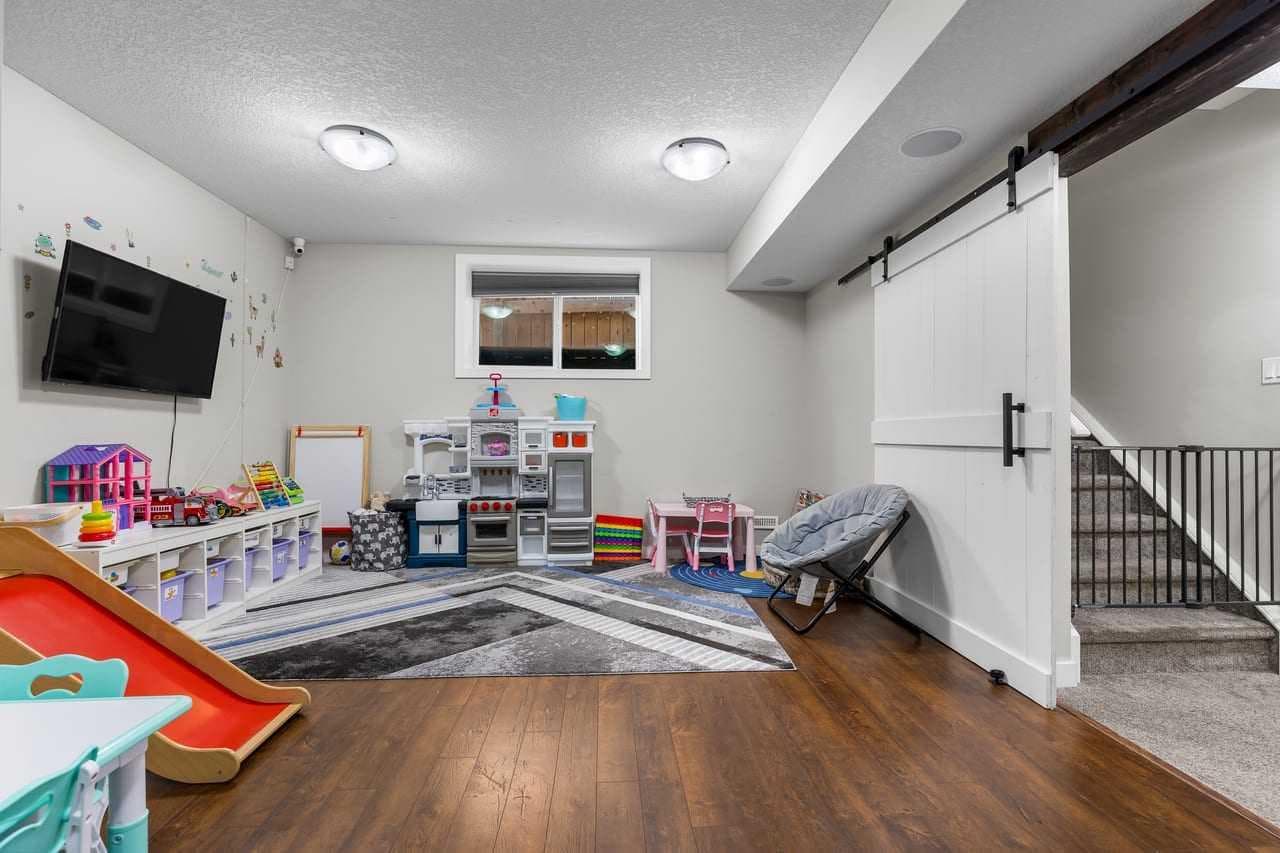 116 Kingsbury Close SE