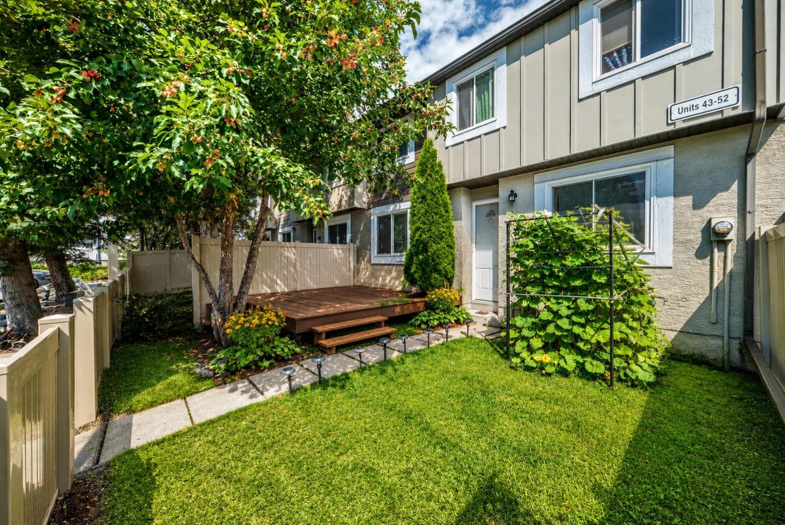 44, 4936 Dalton Drive NW