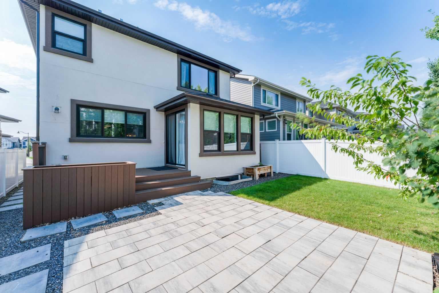 42 West Grove Way SW