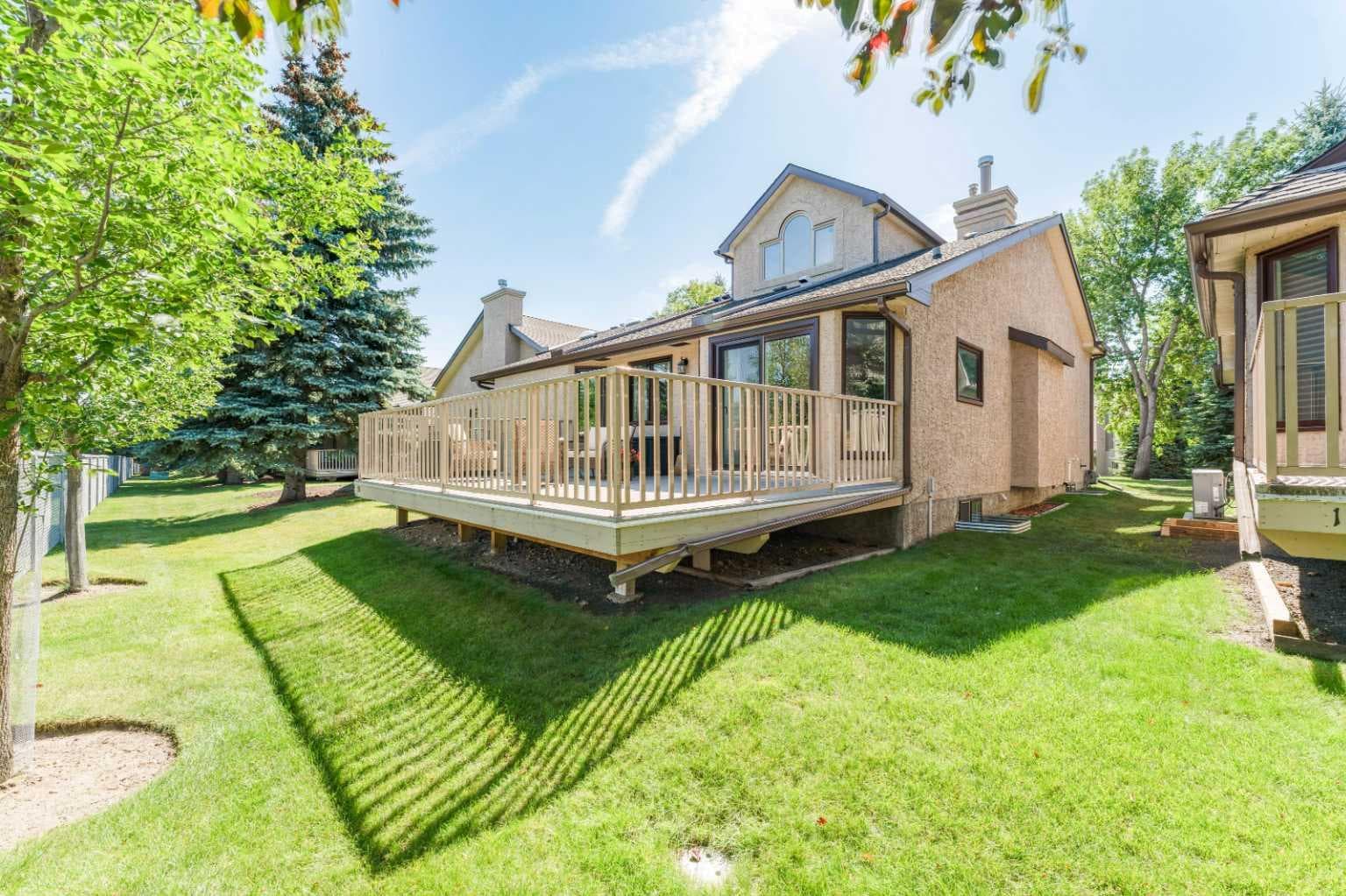 150 Oakbriar Close SW